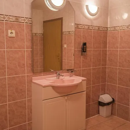 Dávid 3*