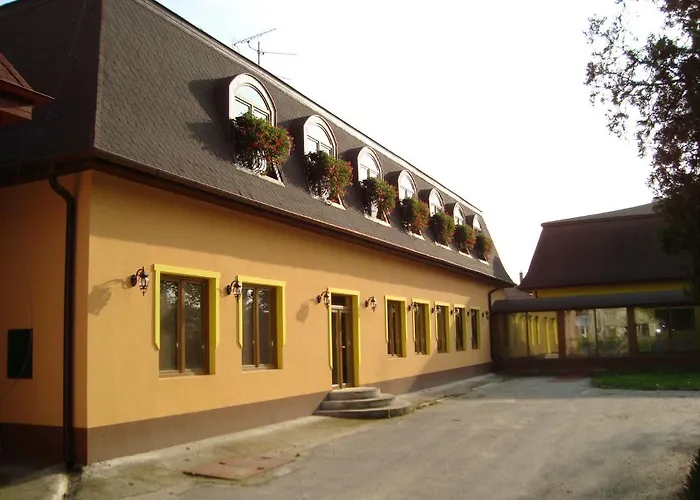 Dávid 3*